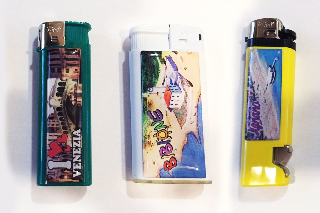 ACCENDINO ELETTRICO GRA C/ETICHETTA FASCIATO PERS. 