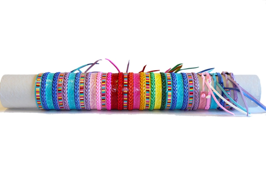 BRACCIALE CUOIO TRECCE E STAMPE  COLORI ASS. 