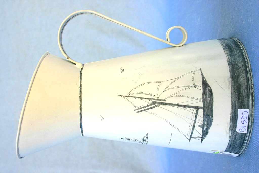 CARAFFA METALLO DECORO MARE cm 23x13 