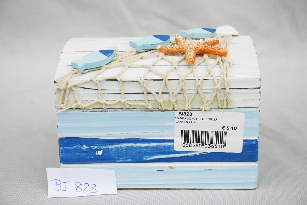 SCATOLA LEGNO C/RETE E STELLA RESINA 15x11x10 