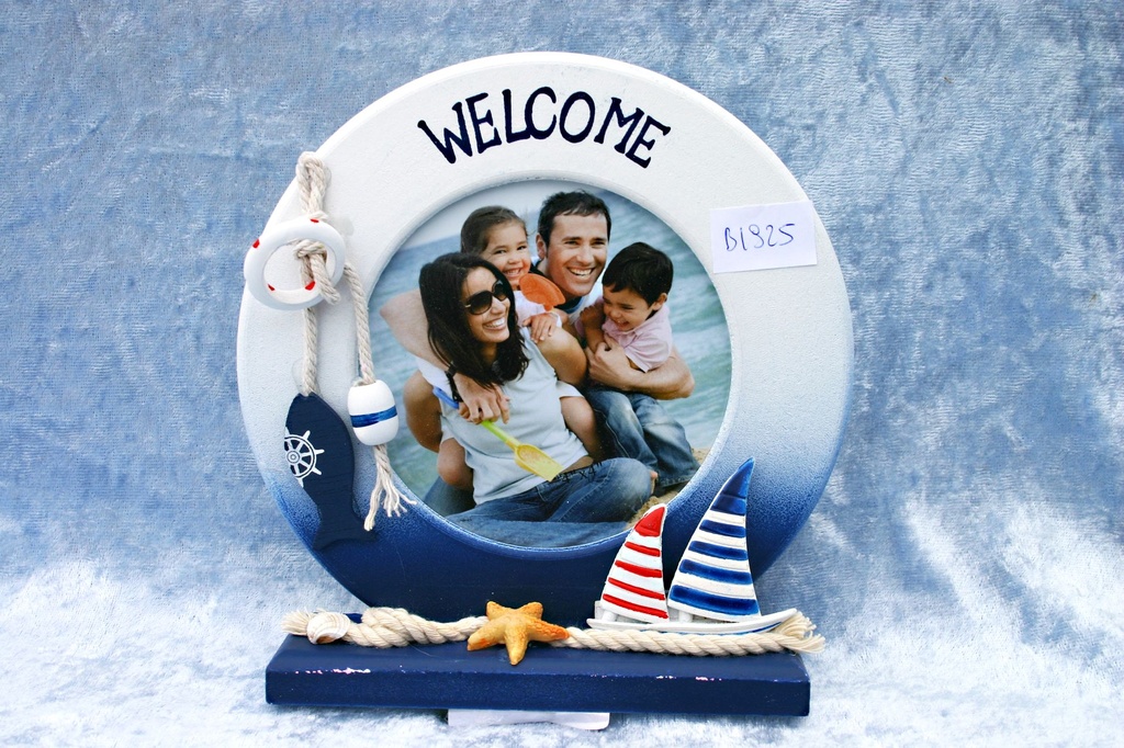 PORTAFOTO LEGNO TONDO C/BASE 16 CM 