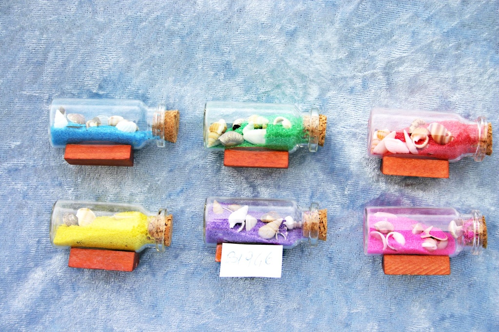 MAGNETE BOTTIGLIET VETRO C/SABBIA+CONCH 6 COL ASS 