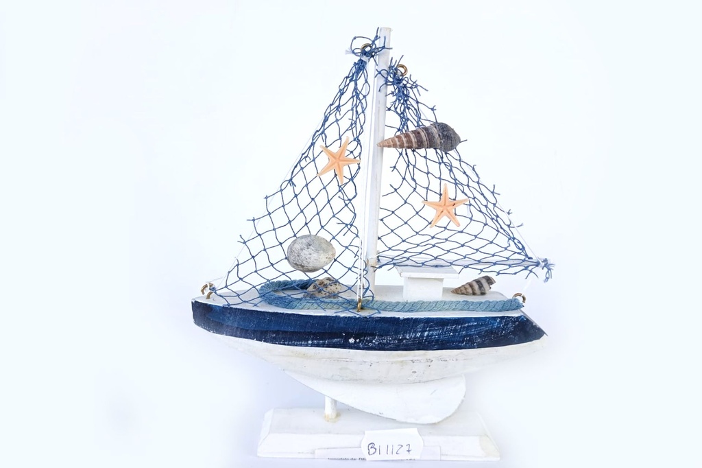 BARCHETTA LEGNO CON RETE E CONCHIGLIE 