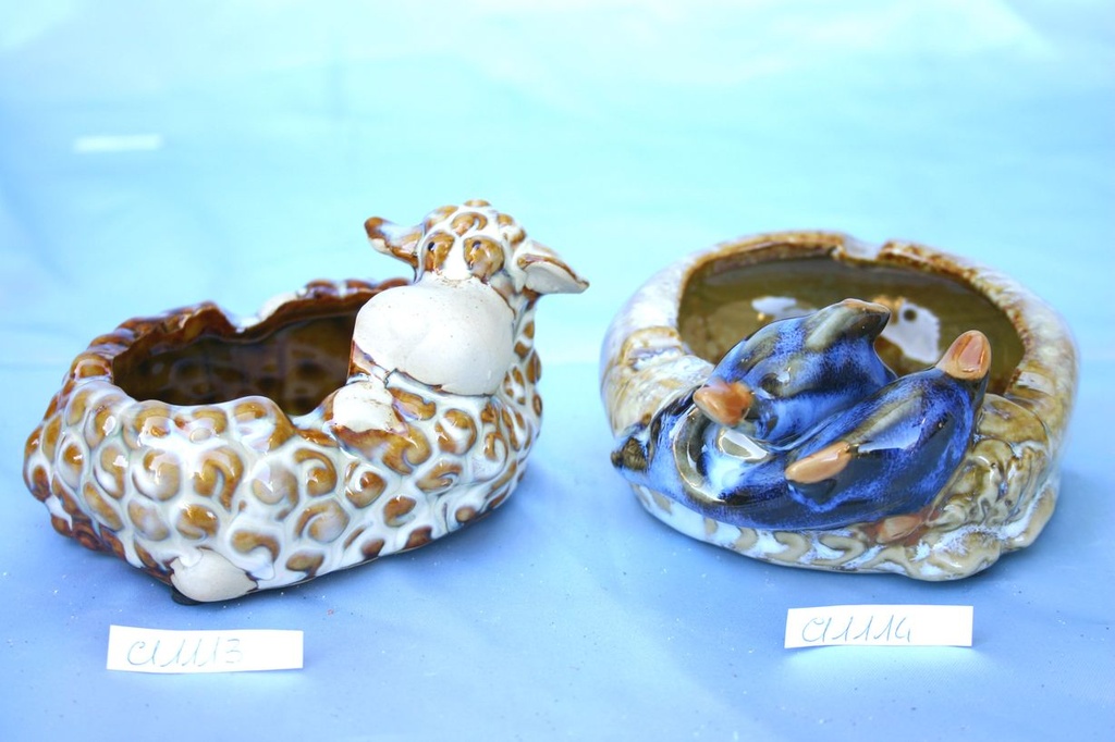 POSACENERE CERAMICA PECORA 4 MOD.ASS 