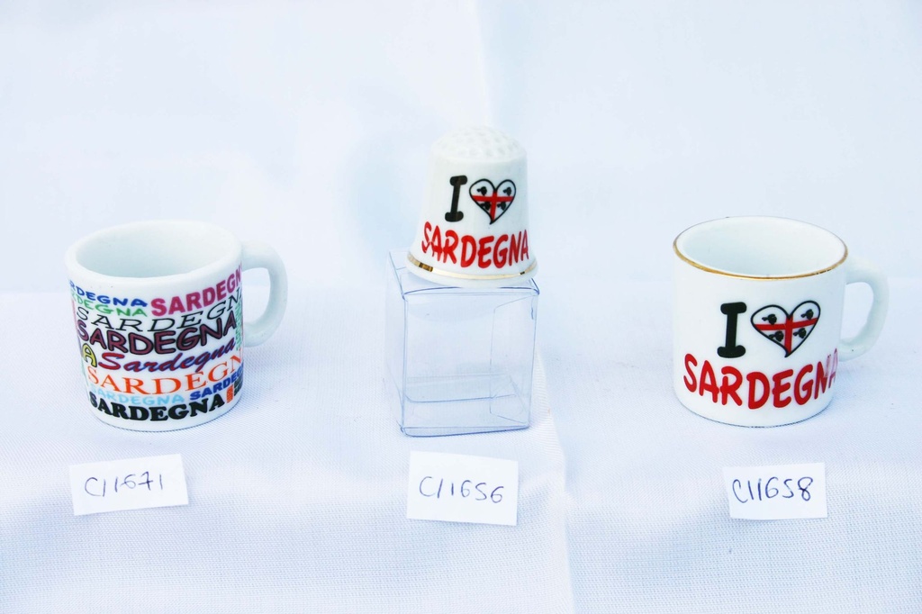 TAZZINA CER. MAGNETE C/SCATOLA "SARDEGNA SARDEGNA" 