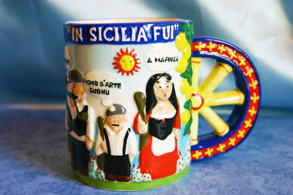 TAZZA CERAMICA SICILIA "FAMIGLIA" 
