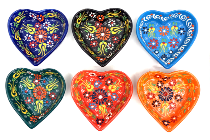 CIOTOLA CUORE CERAMICA 8 CM COL ASS 