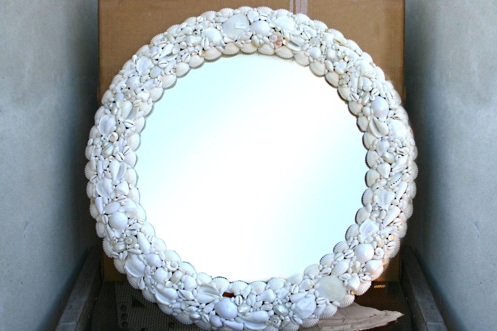SPECCHIERA CONCHIGLIE BIANCA ROTONDA DIAM 80 CM 