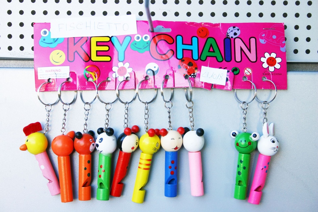 PORTACHIAVE LEGNO FISCHIETTO MOD ASS 