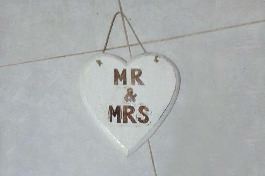 CUORE LEGNO D'APP C/SCRITTE INCISE CM 20*20 6 MOD 