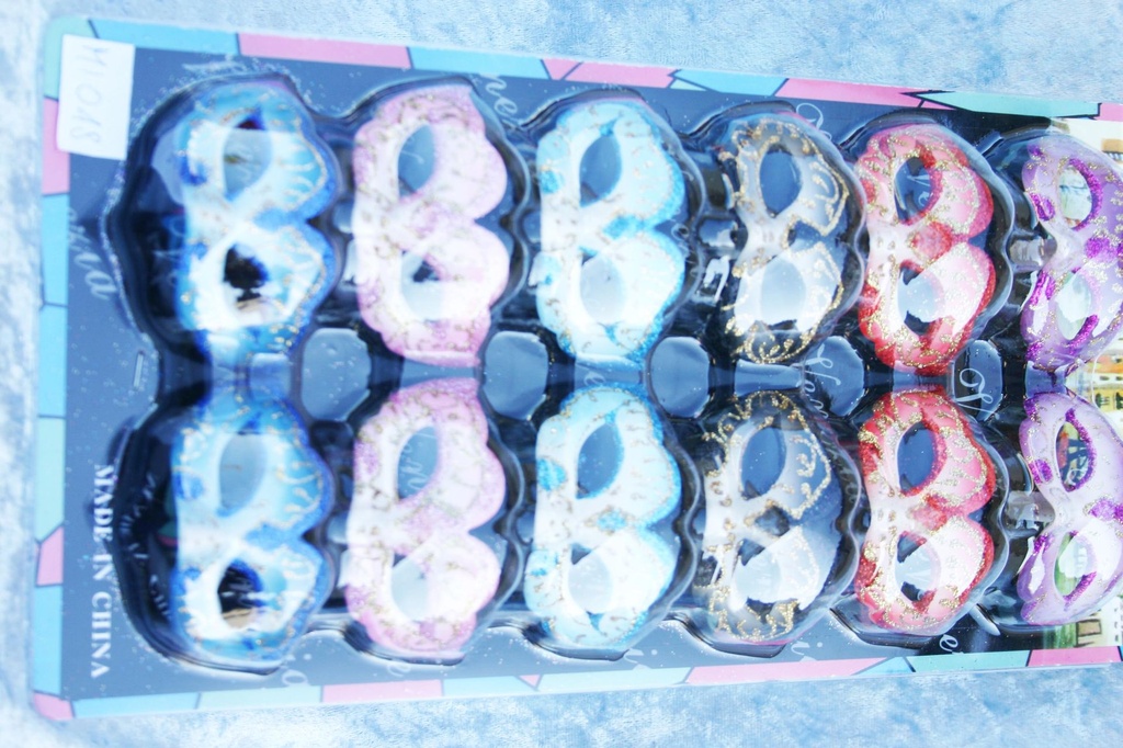 MAGNETE MASCHERA PLASTICA 