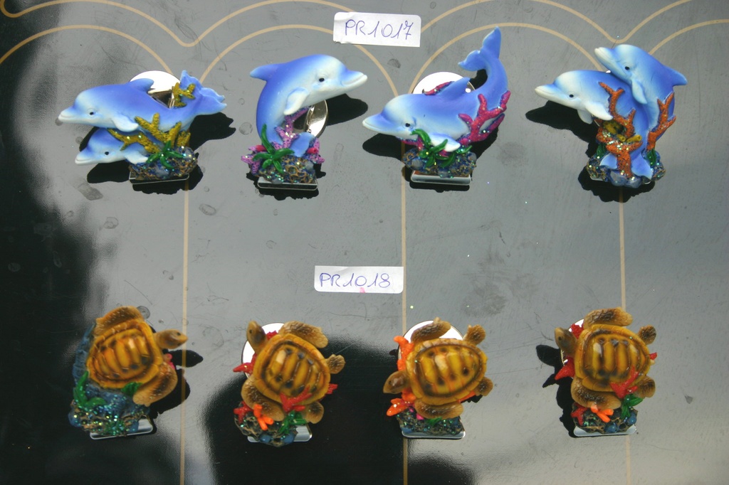 MAGNETE DELFINO RESINA c/MOLLETTA 6 MOD. ASS. 