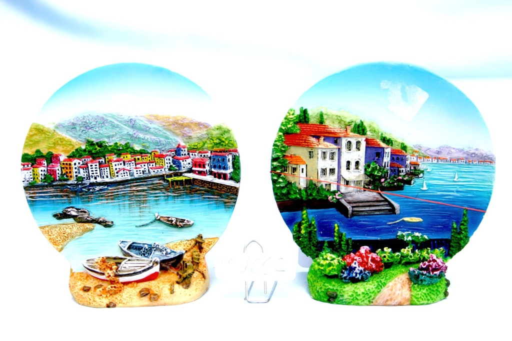 PIATTI RESINA 4 MOD ASS.TI 