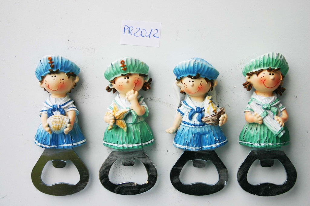 MAGNETI RESINA MARINAI BIMBI APRIBOTTIGLIE H.6,5cm 