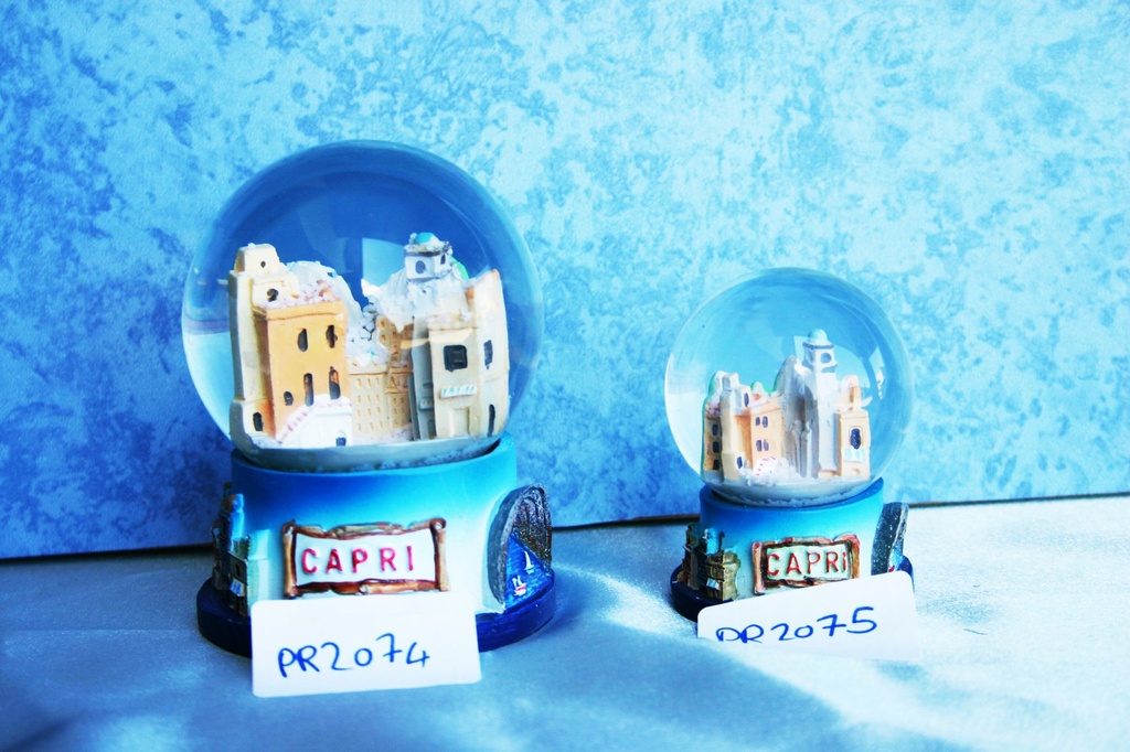 BOLLA NEVE VETRO MED. CAPRI 