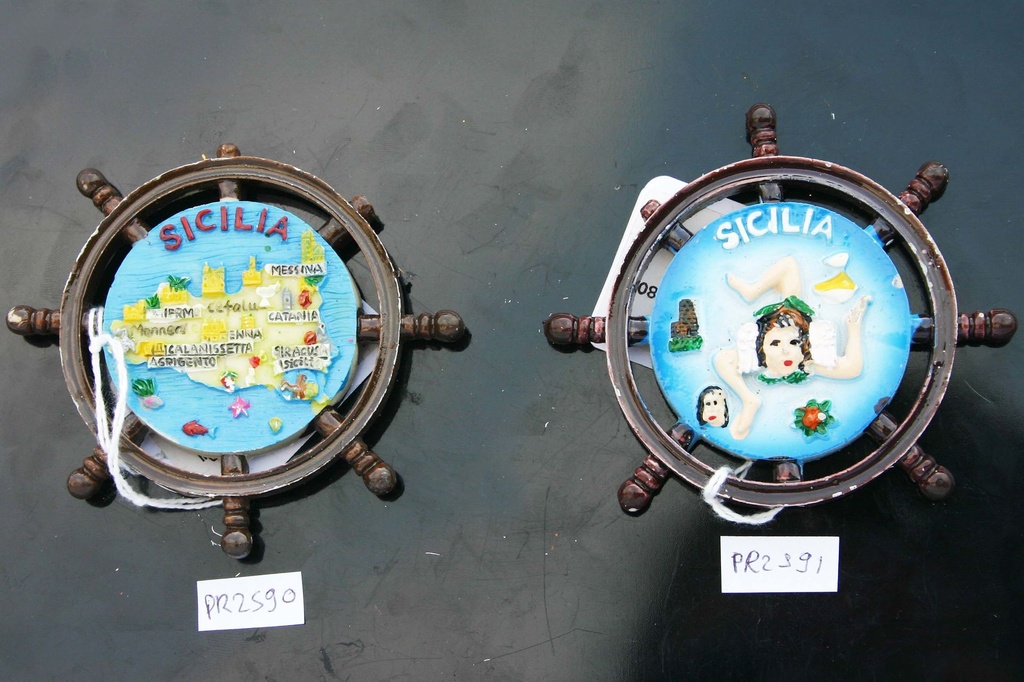 MAGNETE RESINA TIMONE TRINACRIA 