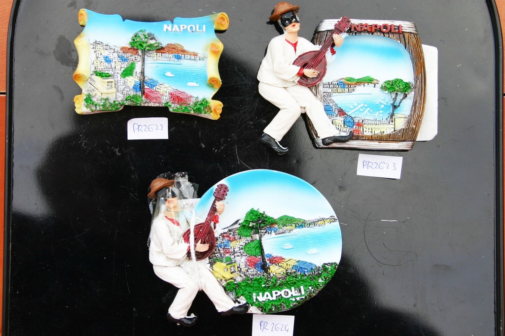MAGNETE RESINA PULCINELLA VEDUTA NAPOLI 