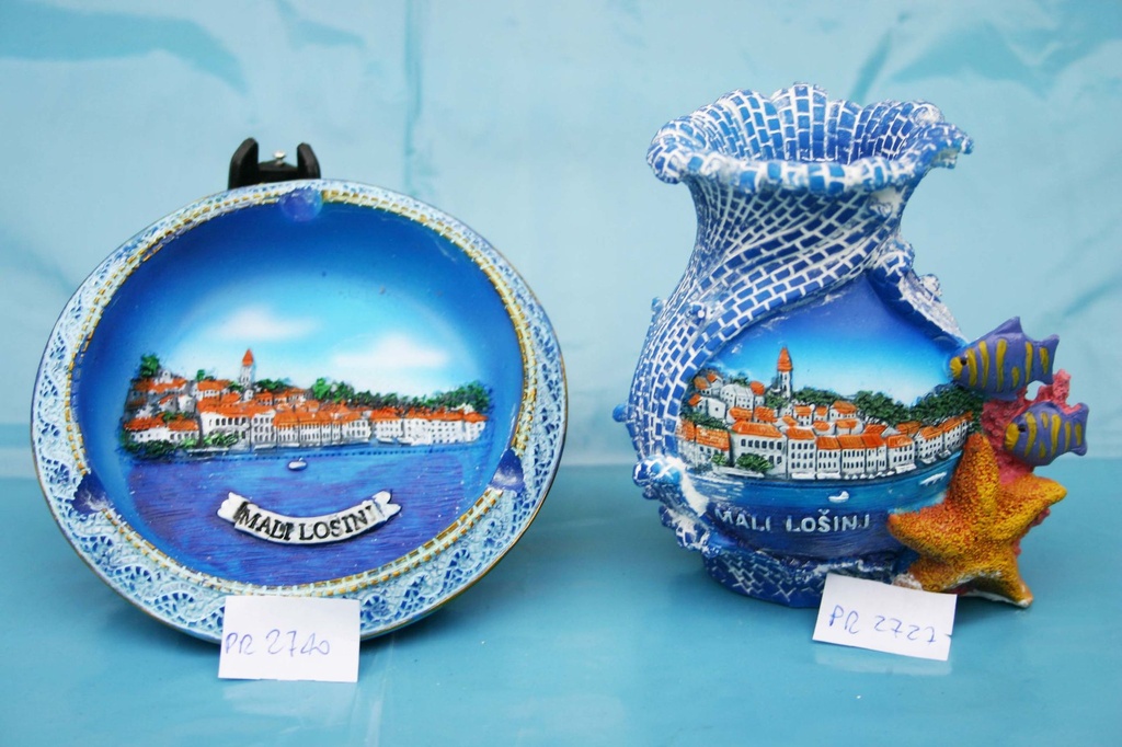 POSACENERE RESINA MALI LOSINJ 