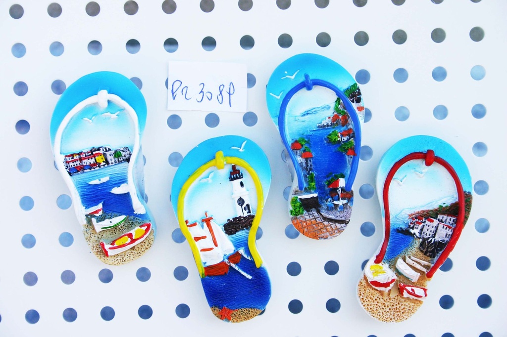 MAGNETE RESINA CIABATTA VEDUTA CM 3.5x6.5 CM 4 ASS 