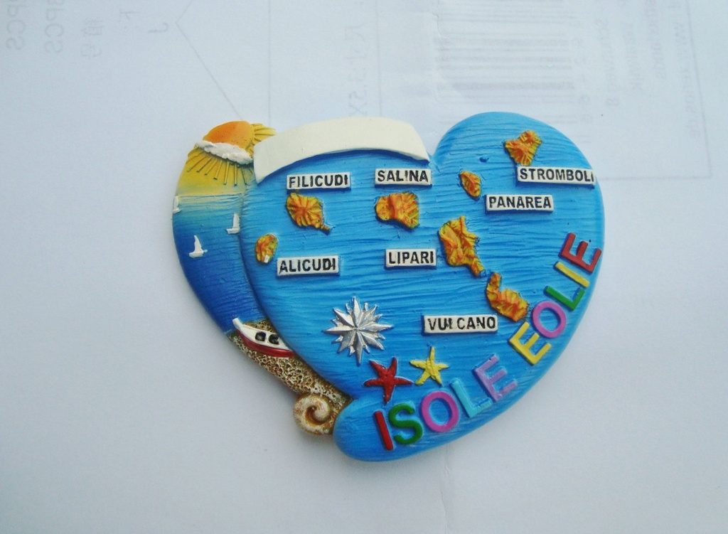 MAGNETE RESINA DOPPIOCUORE ISOLE EOLIE 