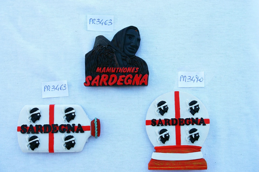 MAGNETE RESINA BOLLA 4 MORI SARDEGNA 