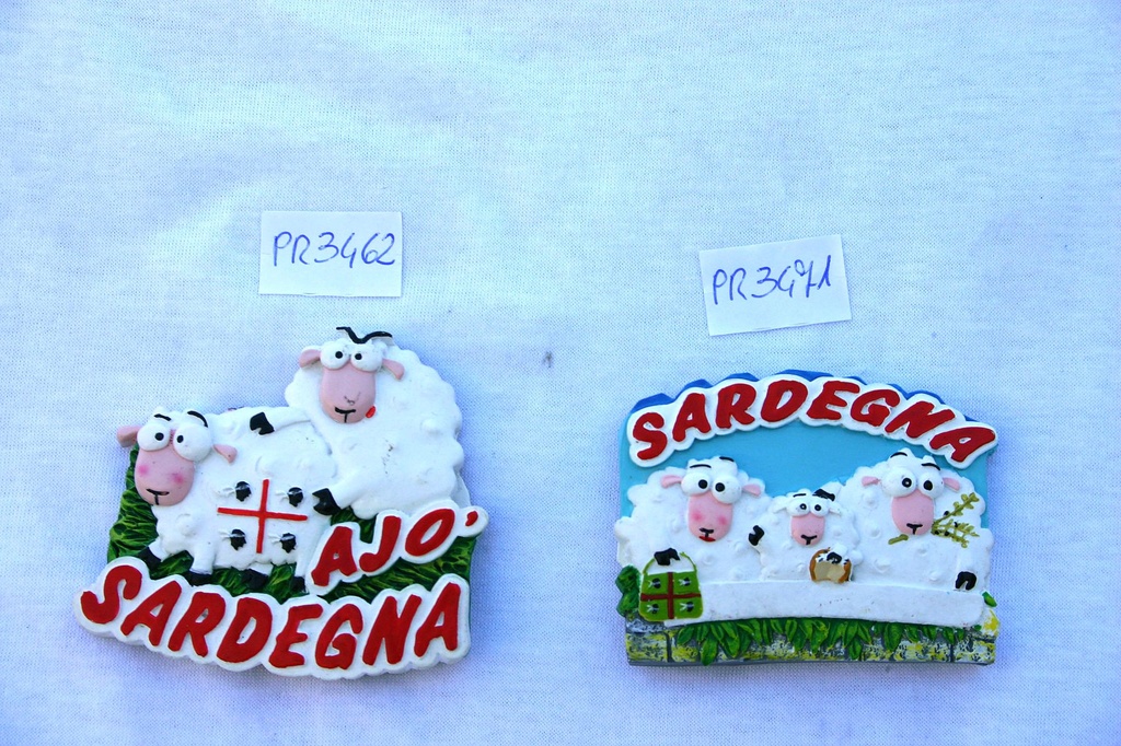 MAGNETE RESINA NUVOLA PECORE SARDEGNA 
