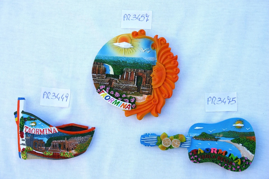 MAGNETE RESINA CHITARRA VEDUTA TAORMINA 