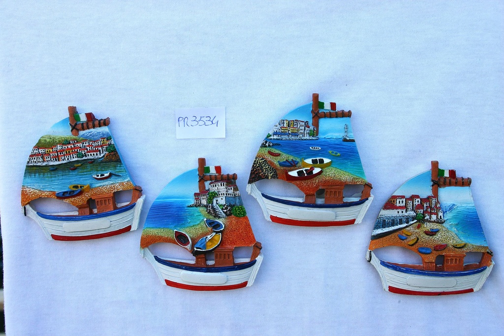 MAGNETE RESINA BARCA 4 VEDUTE ASS. 