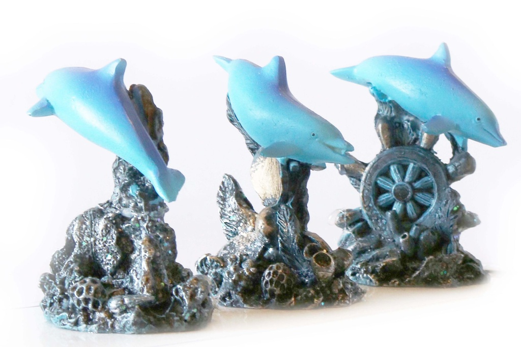 DELFINI RESINA C/BASE ROCCIA 4 MOD ASS 