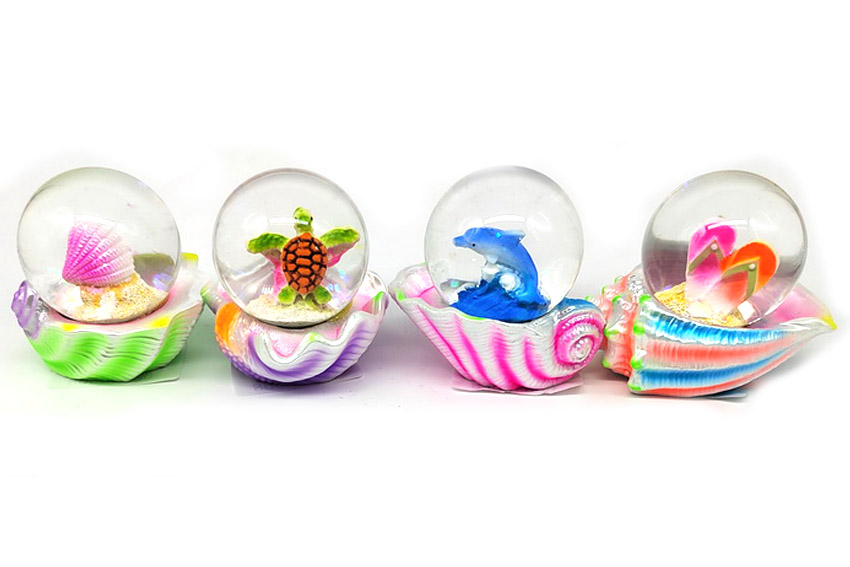 BOLLA NEVE RESINA 4 SOGG MARINI ASS C/BASE BARCA 