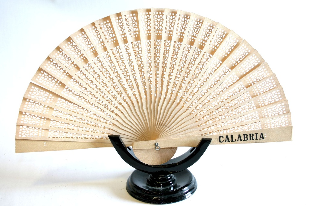 VENTAGLI LEGNO NAT. 8" CALABRIA - 4 INTARSI ASS. 