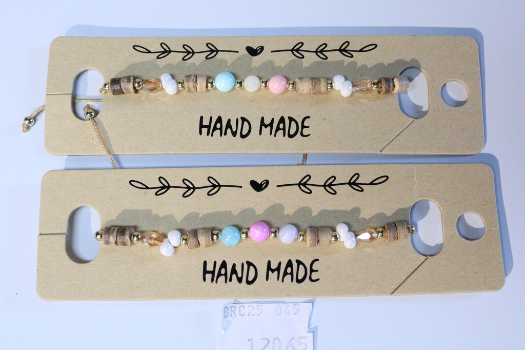 BRACCIALE PERLINE E CONCHIGLIA